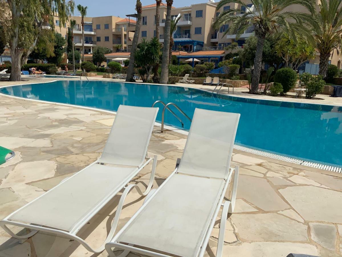 Kings Palace Indigo 109 Apartment Paphos Ngoại thất bức ảnh